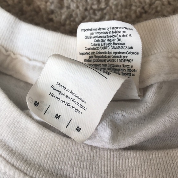 Bruno Mars 24K MAGIC WORLD TOUR Mens S/S Concert t-Shirt Size M - Picture 3 of 5